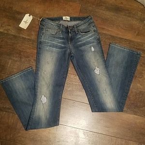JHaus NWT bootcut distressed jeans
